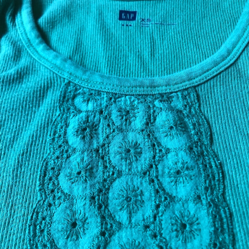 Tank top - Picture 2 of 2